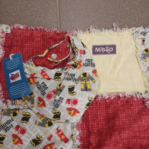Handmade Reversible Quilted Rag Patchwork Blanket Bedding Play Mat Firetrucks - Picture 4 of 8